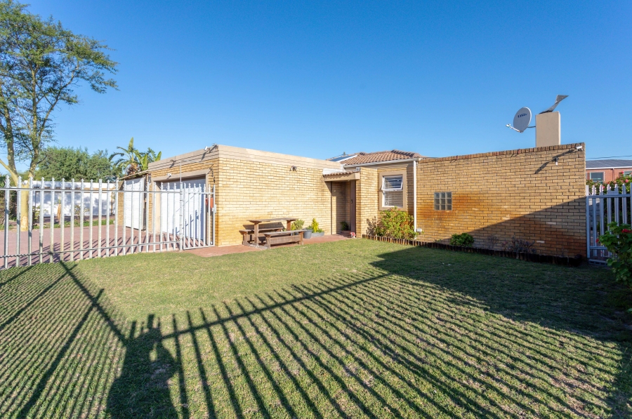 3 Bedroom Property for Sale in Windsor Park Estate Western Cape